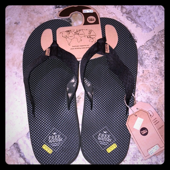 freewaters supreem flip flops
